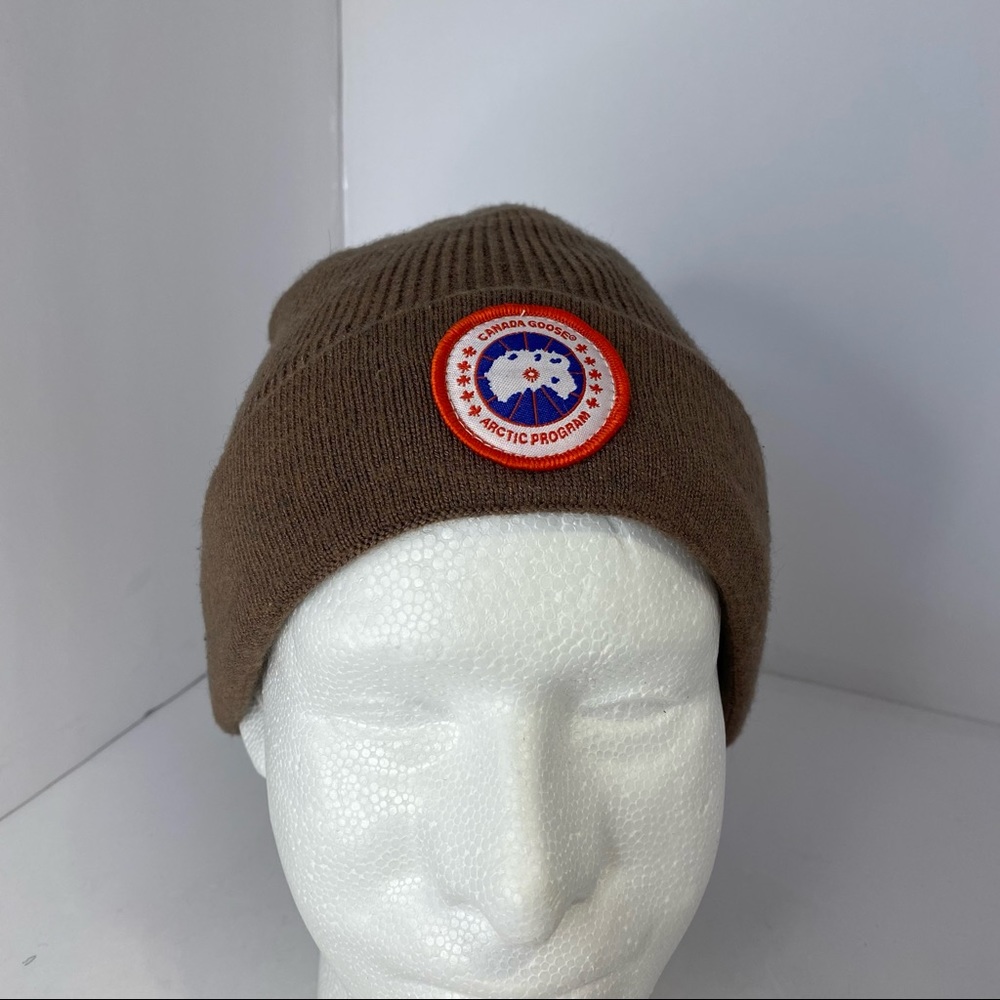 Canada Goose Brown ARCTIC DISC TOQUE Lined 
One size